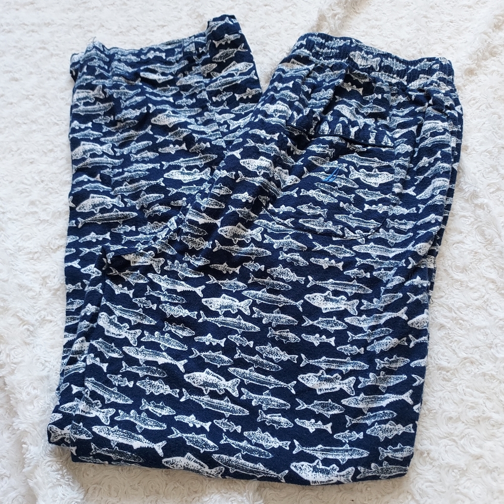Nautica Blue & White flannel Quirky Fish Graphic loungewear MED Cozy Fisherman